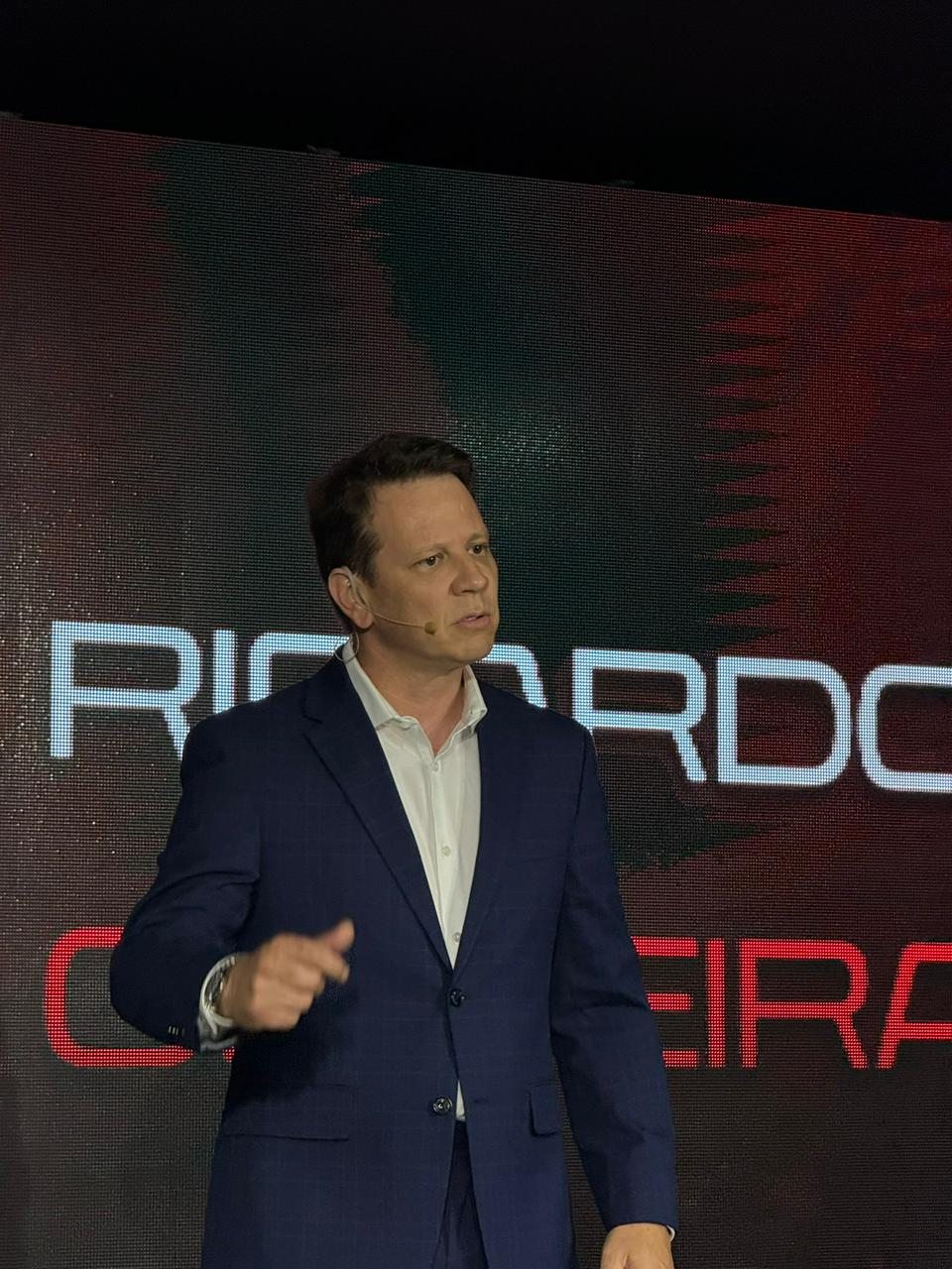 Ricardo Oliveira em palestra